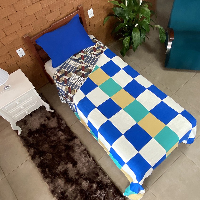 COLCHA DE RETALHO ARTESANAL SOLTEIRO